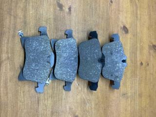 Тормозные колодки переднее