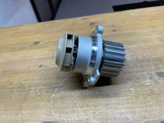 Насос водяной (помпа) лада 2112