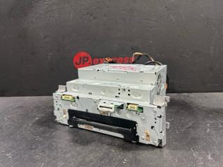 Автомагнитола MERCEDES-BENZ C-CLASS 2011