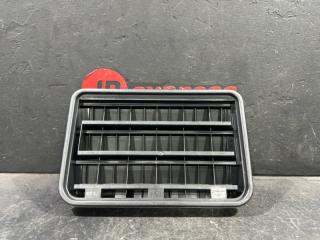 Вентиляционная решетка багажника BMW 5 2012
