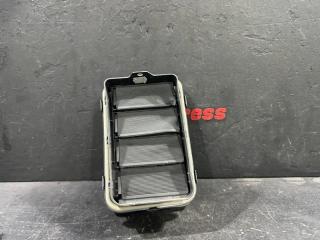 Вентиляционная решетка багажника BMW X1 2010