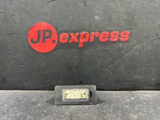 Плафон подсветки номера bmw 3