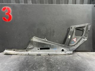 Пластик под капотом правый BMW 5 2011