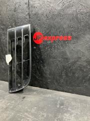 Решетка в бампер передняя левая MITSUBISHI GALANT 1996-2002