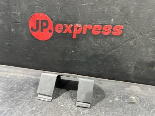 Накладка петли багажника BMW X5 контрактная Накладка петли багажника BMW X5