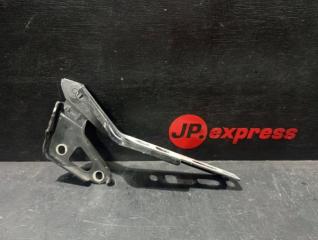 Петля капота левая Audi Q7 2007