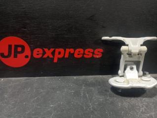 Петля двери багажника правая BMW X1 2010