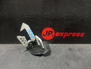 Захватный крюк капота левый BMW 3 2012