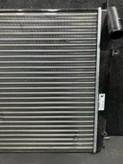 Радиатор охлаждения двигателя LARGUS