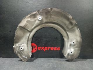 Защитный кожух тормозного диска передний правый BMW 5 2011