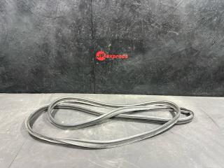 Уплотнитель багажной двери MITSUBISHI LEGNUM 2001
