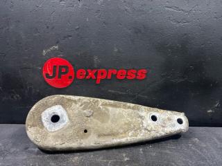 Реактивная тяга правая BMW 5 2005