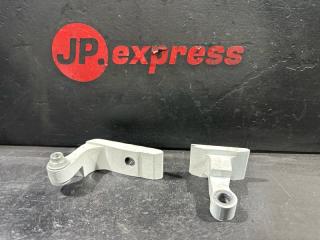 Петли двери задние правые BMW 1 F20 N13B16A