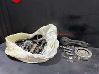 Комплект гаек и болтов BMW 1 2008
