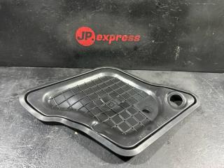 Заглушка передняя левая Audi A5 2011