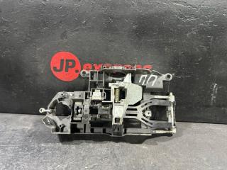 Кронштейн ручки двери передний правый bmw 7