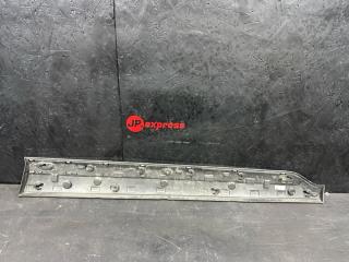 Молдинг двери передний левый XC90