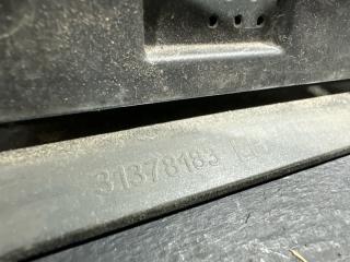 Молдинг двери передний левый XC90