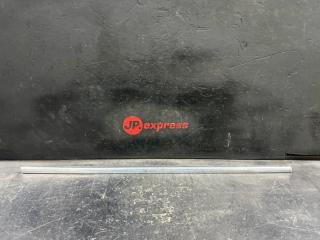 Молдинг стекла двери передний правый BMW X1 2010