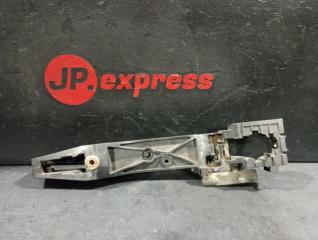 Кронштейн ручки двери передний левый Infiniti FX35