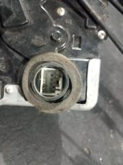 Замок двери передний правый GS 300