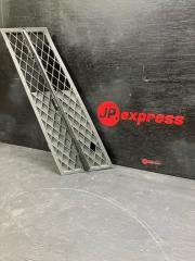 Решетка в бампер передняя левая BMW 5