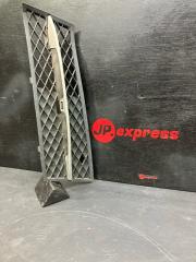 Решетка в бампер передняя левая BMW 5