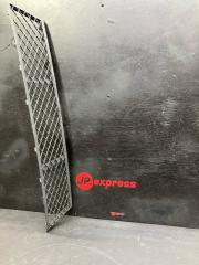 Решетка бампера передняя BMW 5