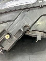 Фара передняя левая VA3