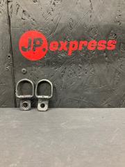 Запчасть кронштейн крепления груза в багажнике Renault Duster 2017