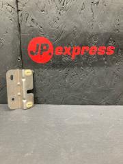 Запчасть кронштейн Renault Duster 2017