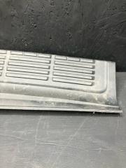 Накладка бампера задняя TOYOTA LAND CRUISER 200 200