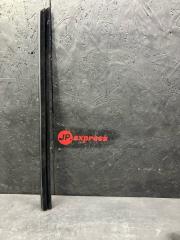 Уплотнитель шахты стекла передний правый BMW 5 2011