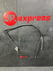 Направляющая стекла двери передняя правая Audi A6 2003