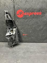 Кронштейн ручки двери передний правый RENAULT CLIO 2012-2016