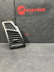 Дефлектор в торпедо правый BMW 1-Series