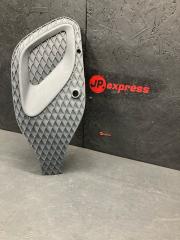 Решетка бампера передняя левая MERCEDES-BENZ GLA