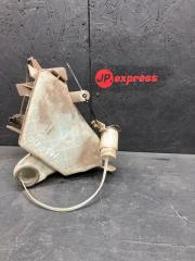Бачок омывателя Toyota Land Cruiser Prado 2003-2009