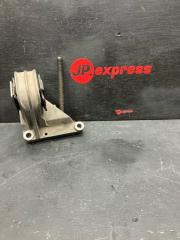 Опора двигателя Volvo S60 2004