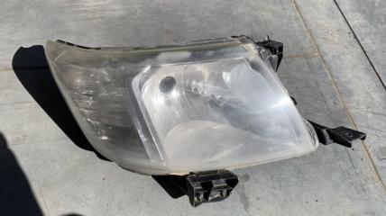 Фара правая Toyota Hilux Б/У Фара правая Toyota Hilux