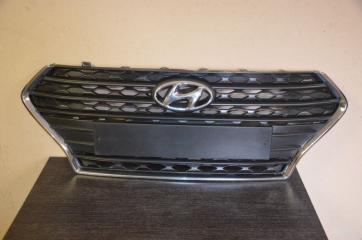 Решетка радиатора Hyundai Solaris 2