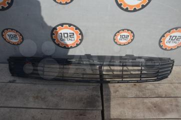 Решетка бампера Toyota Camry