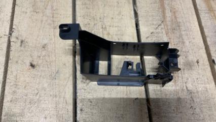 Запчасть кронштейны сопутствующие товары Skoda Octavia 2013