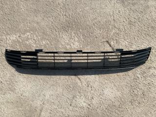 Решетка бампера Toyota Camry