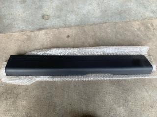 Накладка порога (внутренняя) передняя правая Nissan Murano