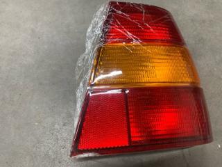 Фонарь правый 940