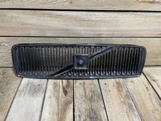 Запчасть решетка радиатора Volvo 460