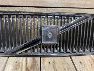 Решетка радиатора Volvo 460 Решетка радиатора Volvo 460