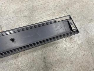 Молдинг двери передний левый XC90