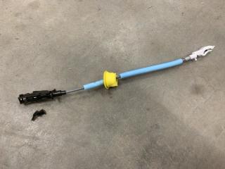 Трос открывания двери передний BMW 320D 2021